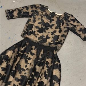 Gracia Black and Tan Floral Midi Dress